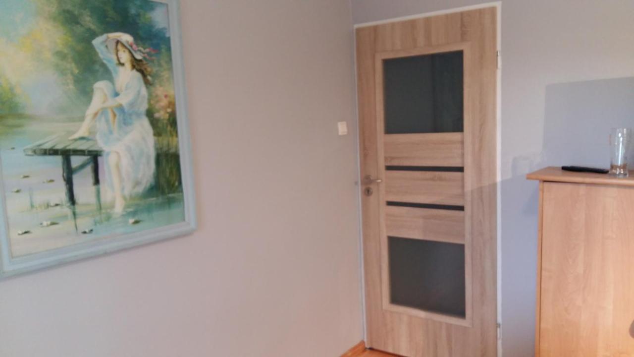 Pensjonat I Restauracja U Zdzicha Rowy  Buitenkant foto