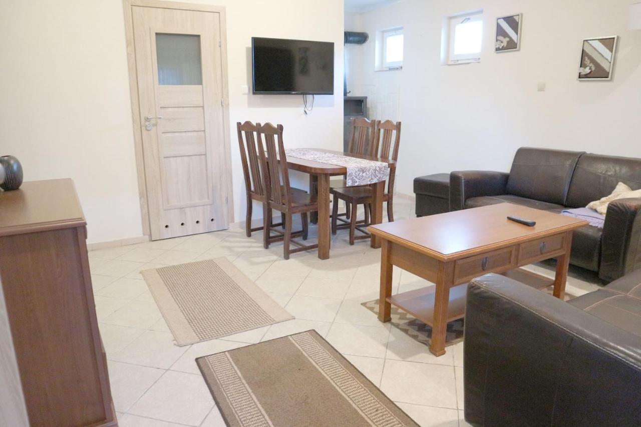 Pensjonat I Restauracja U Zdzicha Rowy  Buitenkant foto
