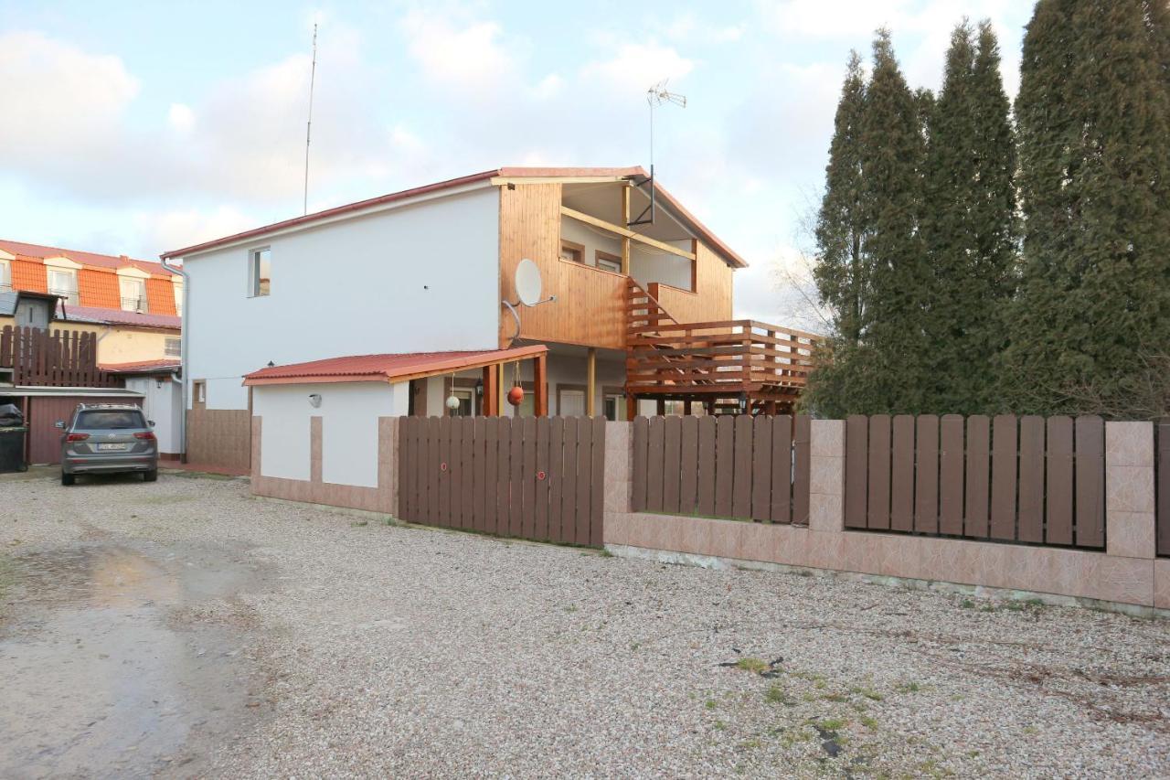 Pensjonat I Restauracja U Zdzicha Rowy  Buitenkant foto